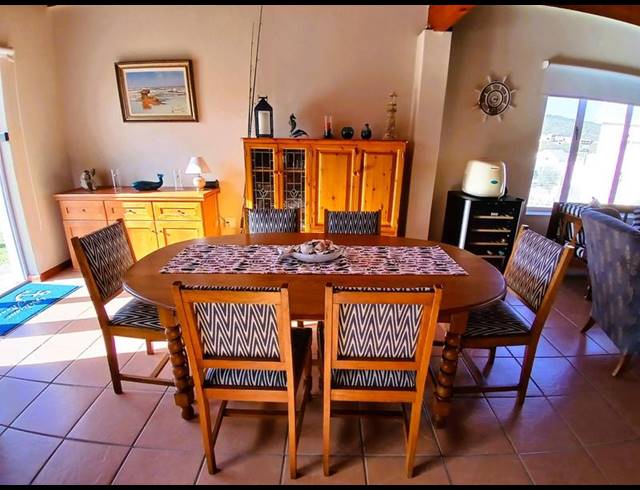 4 BEDROOM HOUSE FOR SALE IN STILBAAI-WES